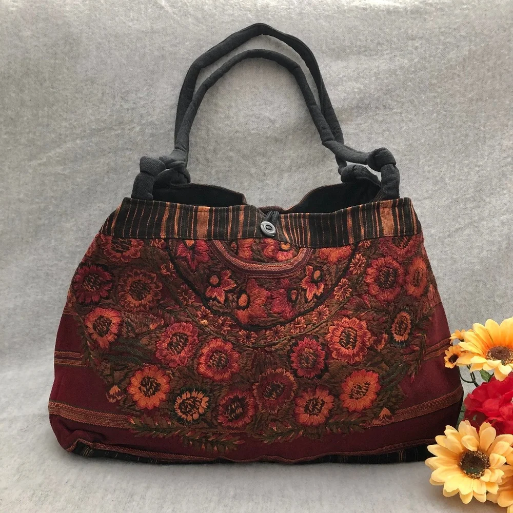 NWOT - Embroidered Bohemian Handbag
